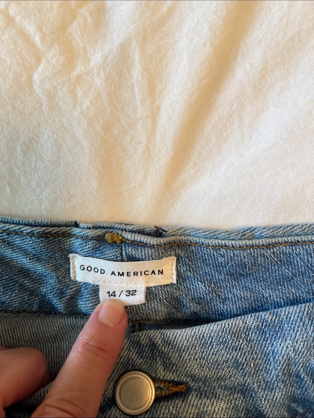 Good American Light Blue Flare Jeans - Picture 3 of 5